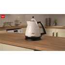 De'Longhi KBJ3001 Brillante Kettle - White