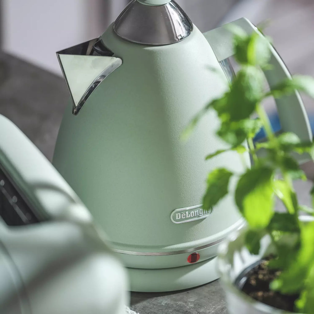 De'Longhi KBX3016.GR Argento Flora Kettle - Green
